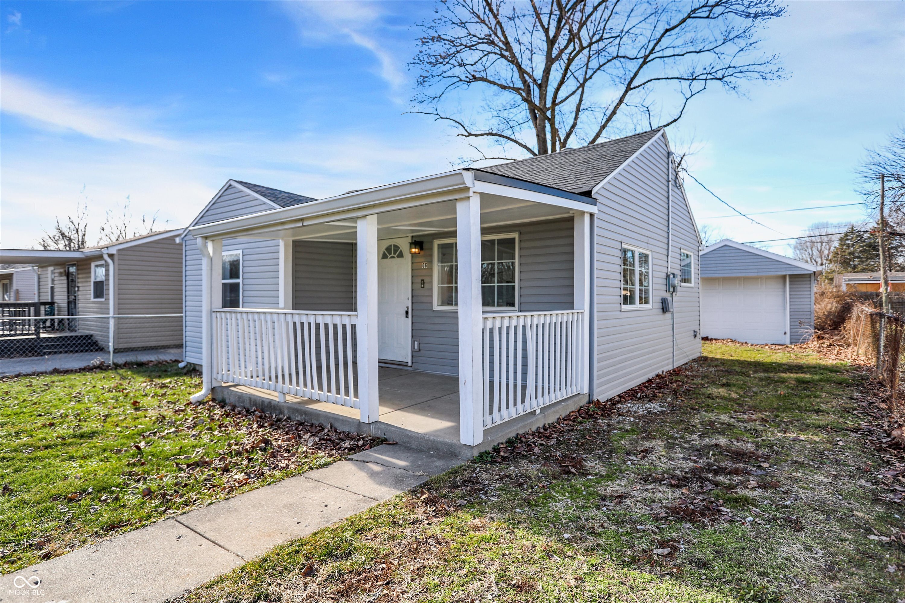 1106 S Dequincy Street