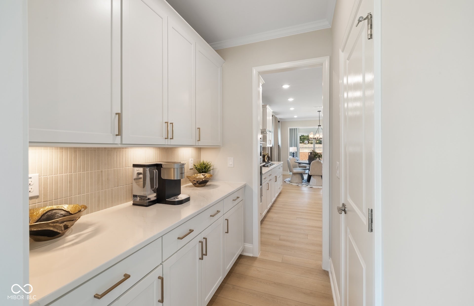 9876 Canterwood Lane