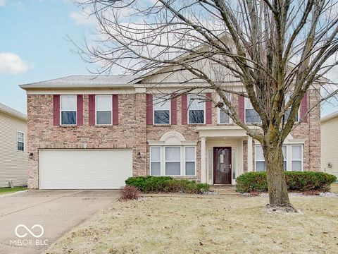 Photo of 10403 Bicknell Circle, Fishers, IN 46038 (MLS # 22078536)