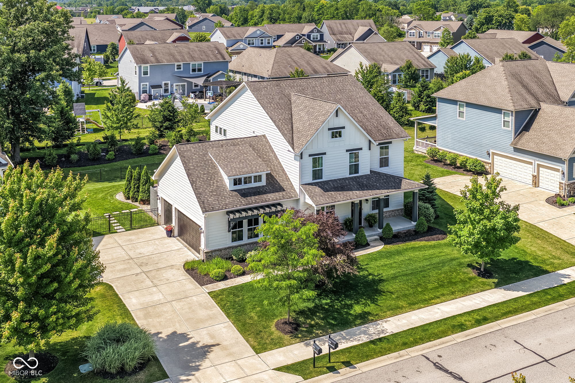 3621 Shady Lake Drive