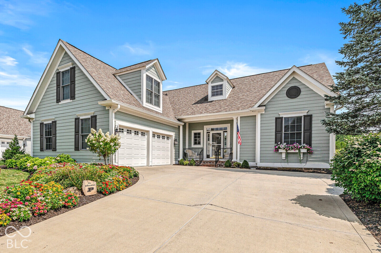 734 Hanover Close