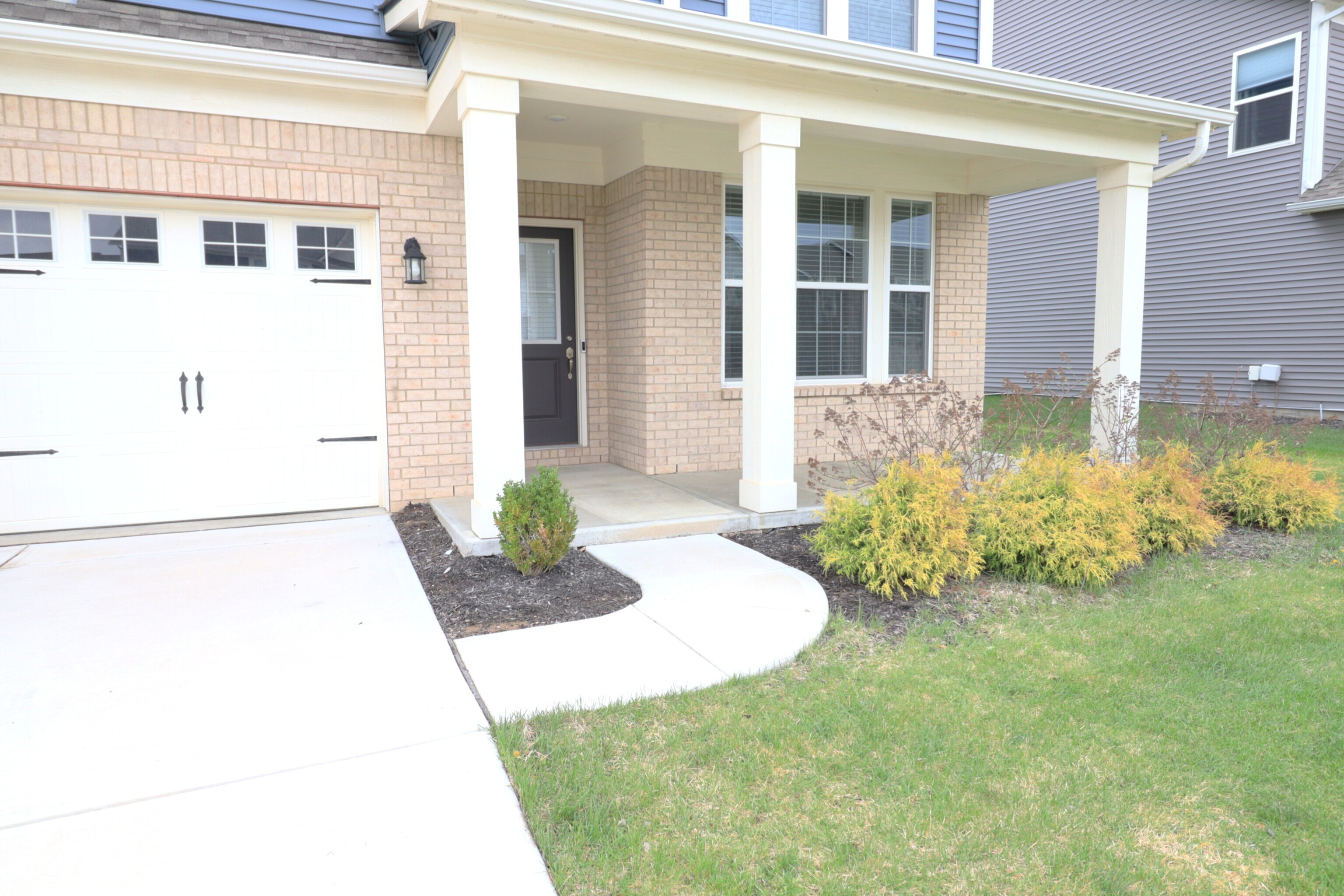 8846 Springbrook Drive