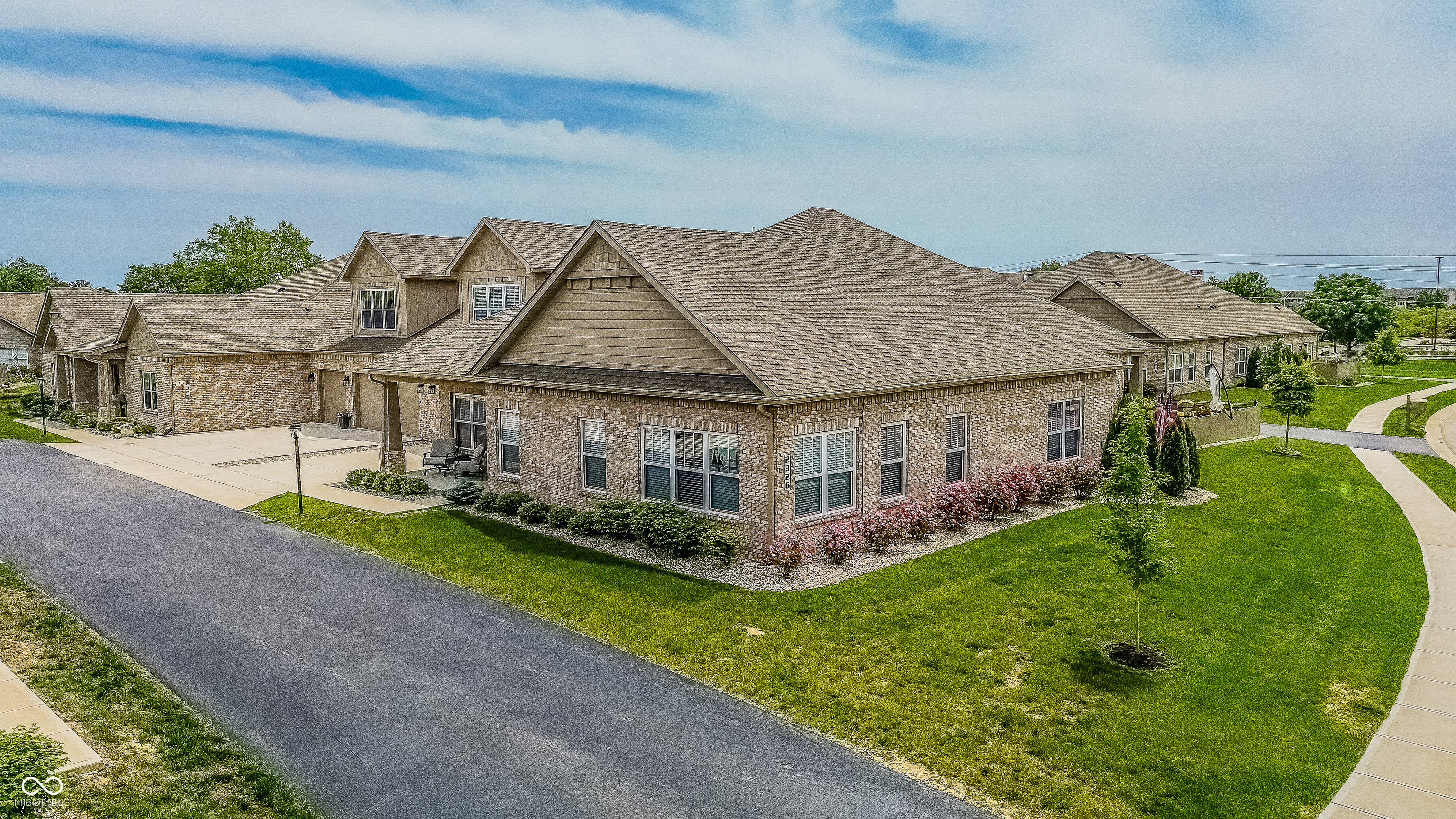 2326 Saddle Drive