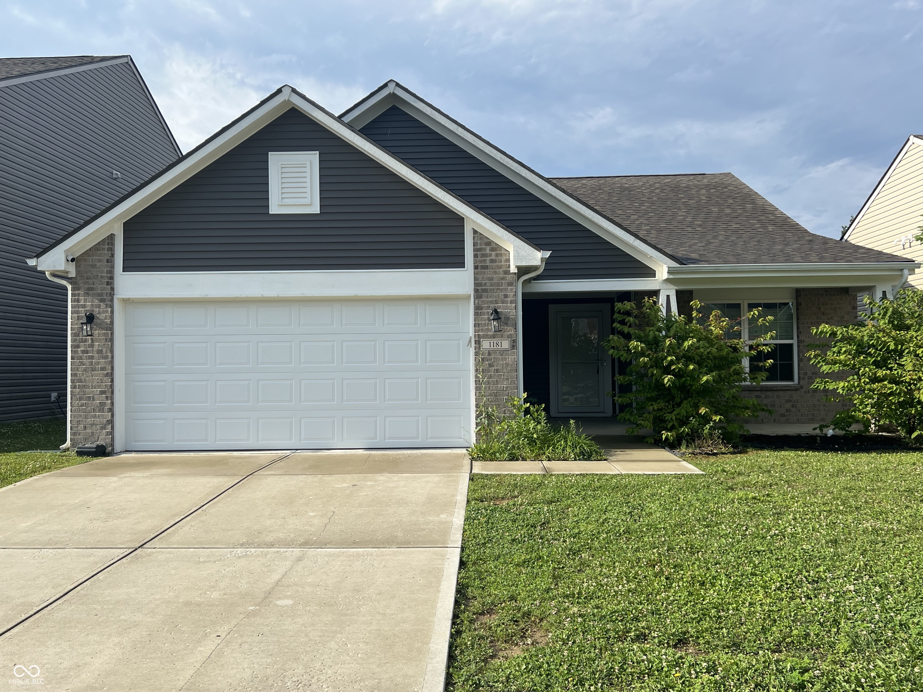 Photo 1 of 14 — 1181 S Aberdeen Drive, Franklin, IN 46131