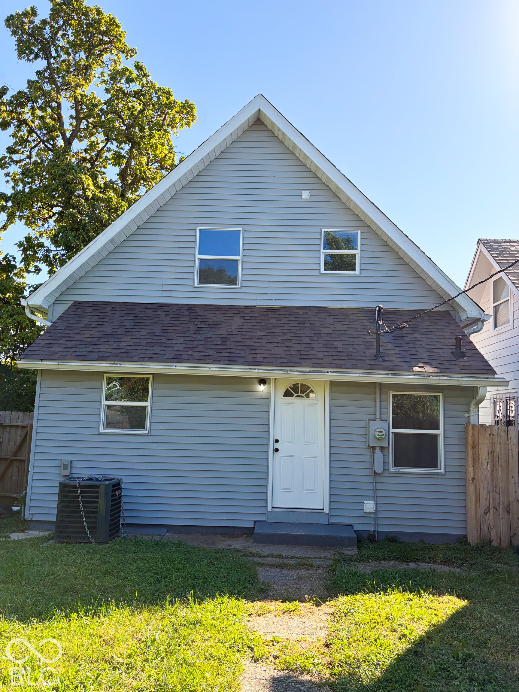 1058 W 29th Street