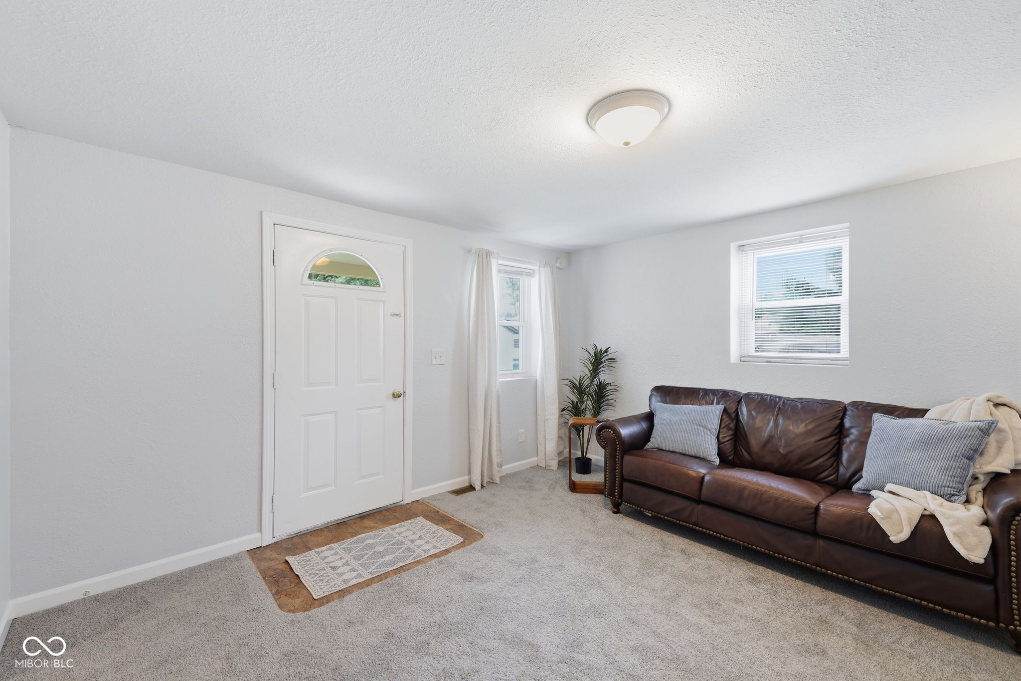 803 - 805 W Fifth Street