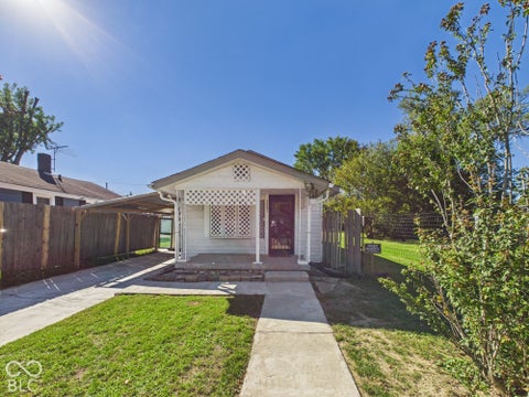 Photo of 2325 Halford Street, Anderson, IN 46016 (MLS # 22130183)