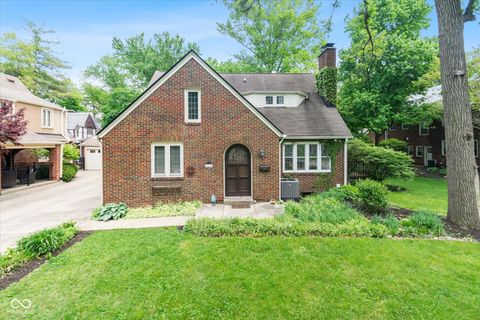 Photo of 4471 N Pennsylvania Street, Indianapolis, IN 46205 (MLS # 22098355)