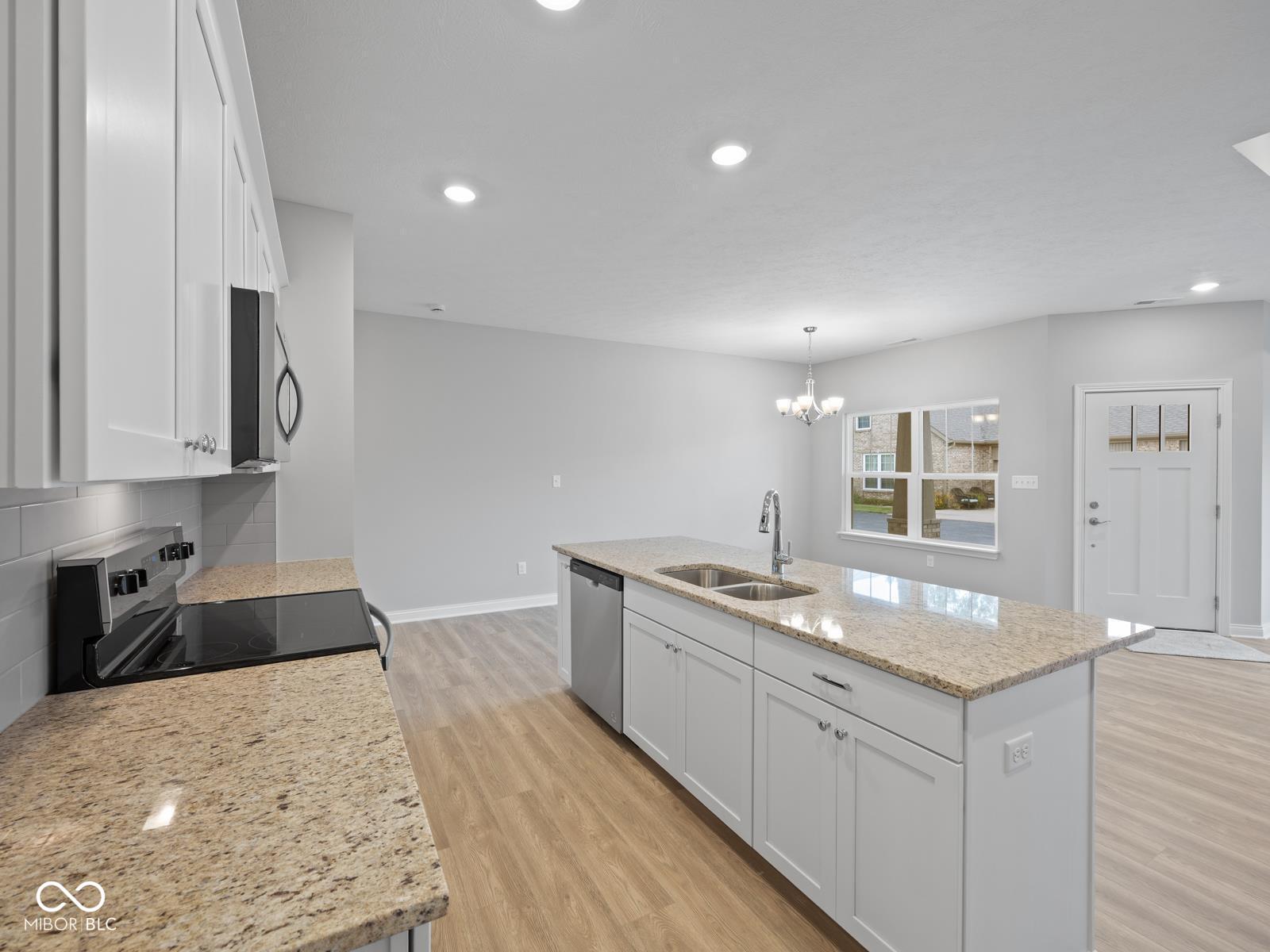 2331 Saddle Drive