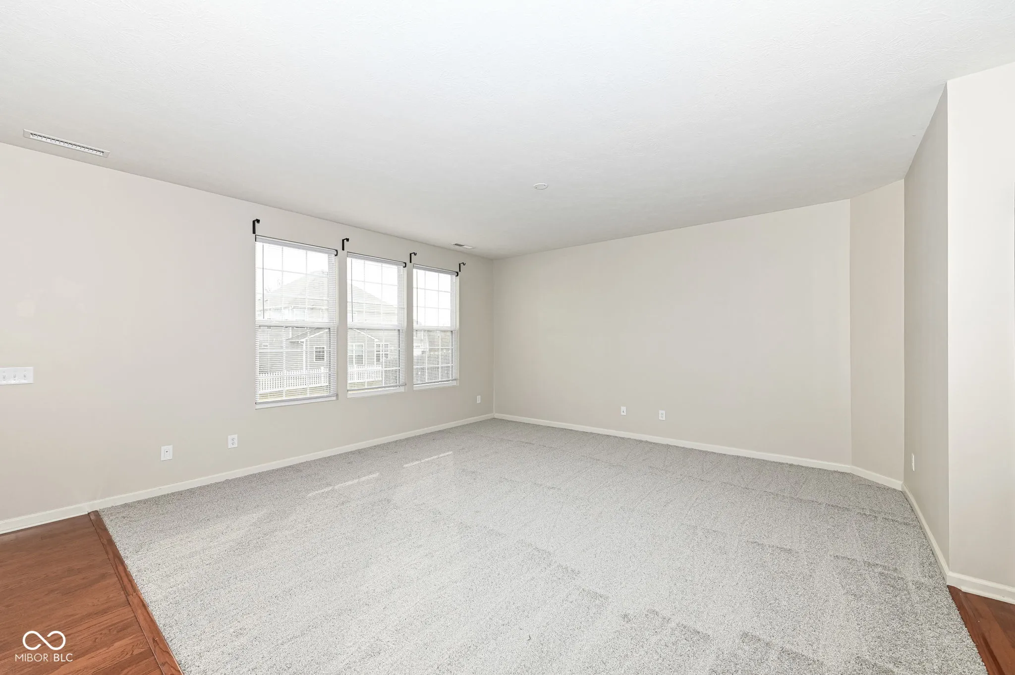 Whitestown, Indiana 46075, United States, 4 Bedrooms Bedrooms, ,3 BathroomsBathrooms,Residential,Active,72824