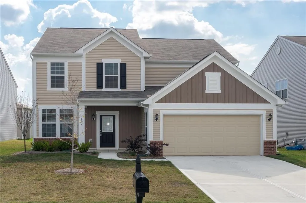 Whitestown, Indiana 46075, United States, 4 Bedrooms Bedrooms, ,3 BathroomsBathrooms,Residential,Active,72824