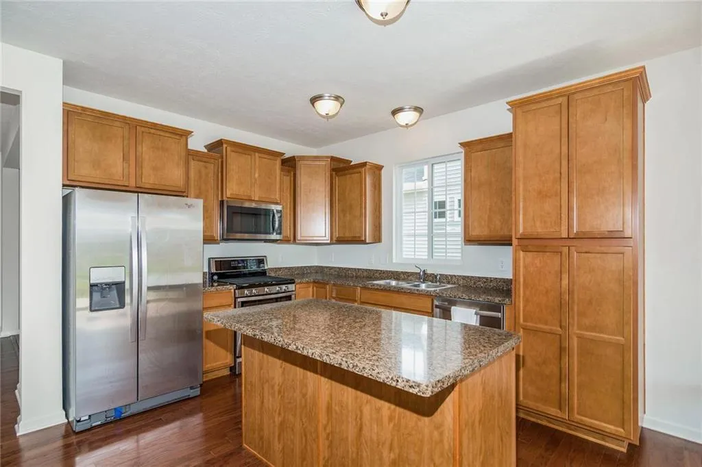 Whitestown, Indiana 46075, United States, 4 Bedrooms Bedrooms, ,3 BathroomsBathrooms,Residential,Active,72824