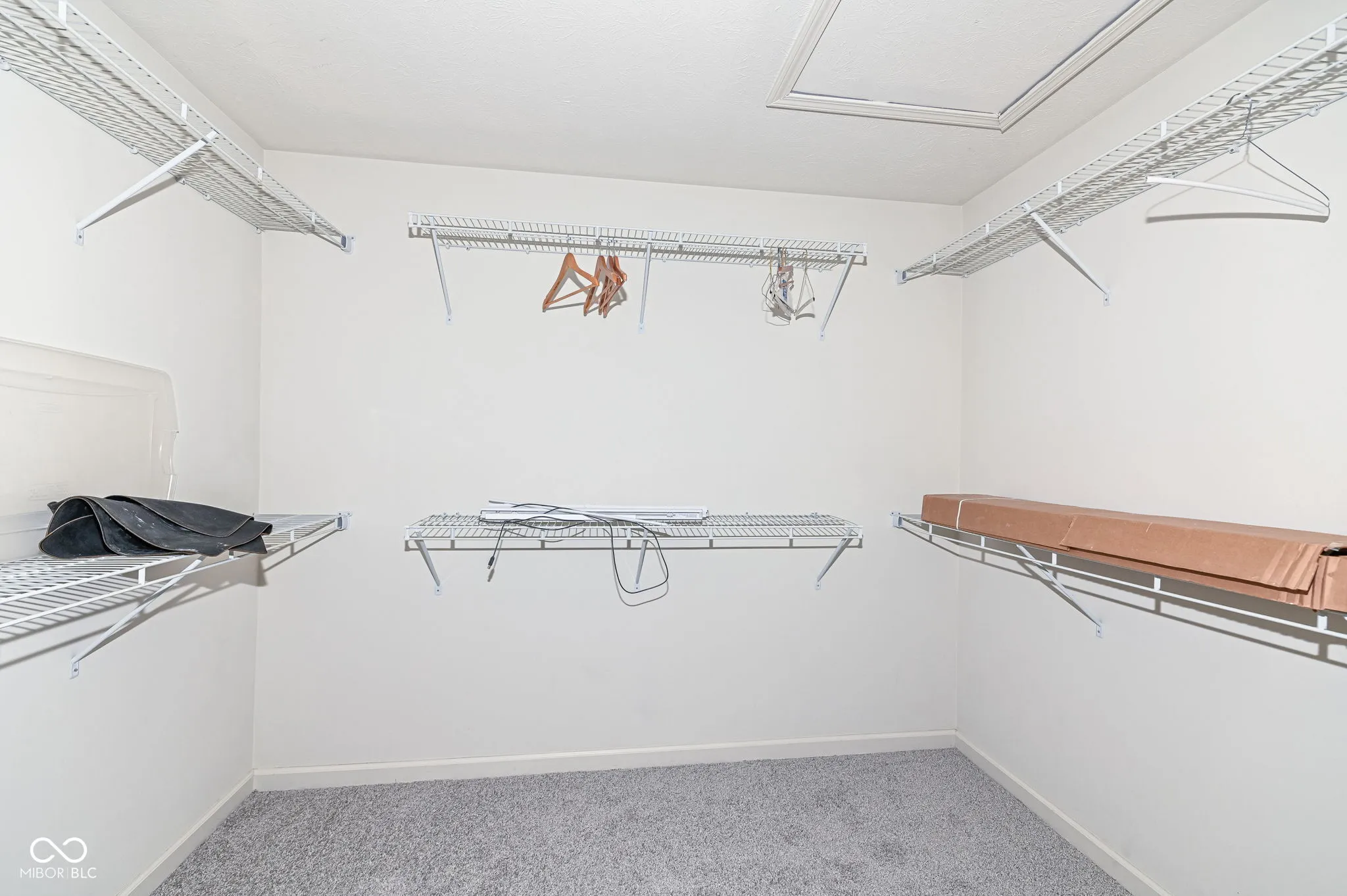 Whitestown, Indiana 46075, United States, 4 Bedrooms Bedrooms, ,3 BathroomsBathrooms,Residential,Active,72824