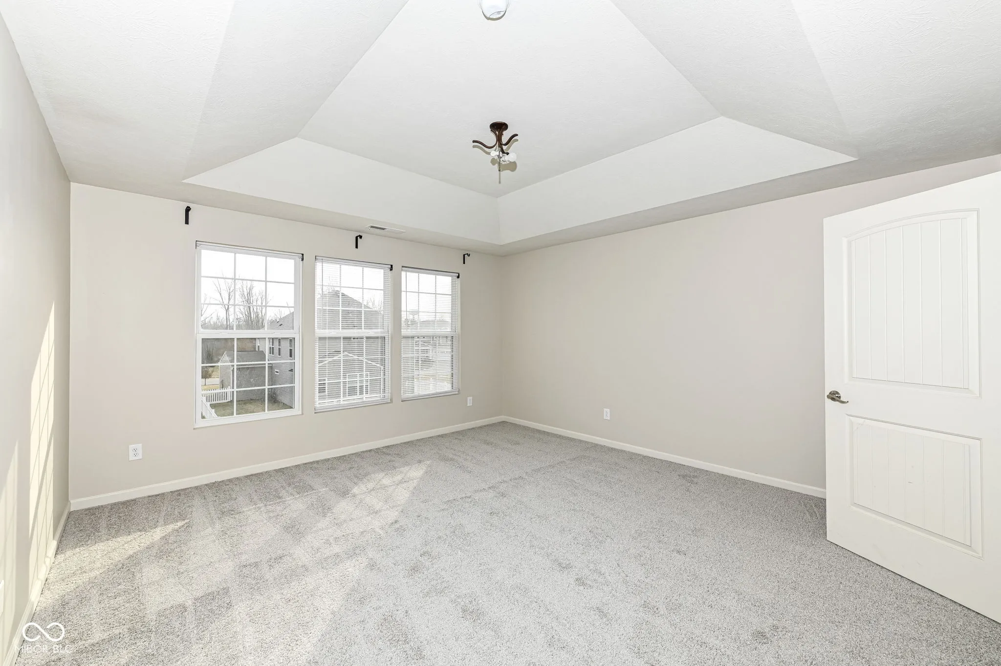 Whitestown, Indiana 46075, United States, 4 Bedrooms Bedrooms, ,3 BathroomsBathrooms,Residential,Active,72824