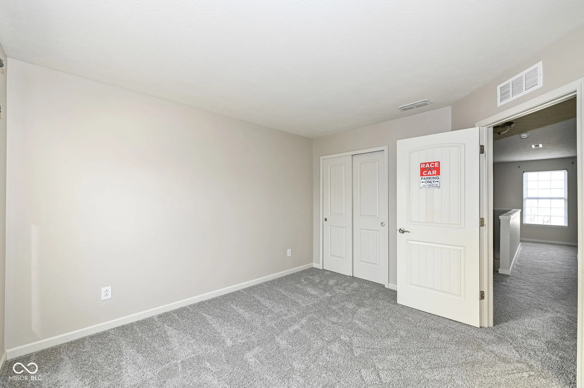 Whitestown, Indiana 46075, United States, 4 Bedrooms Bedrooms, ,3 BathroomsBathrooms,Residential,Active,72824