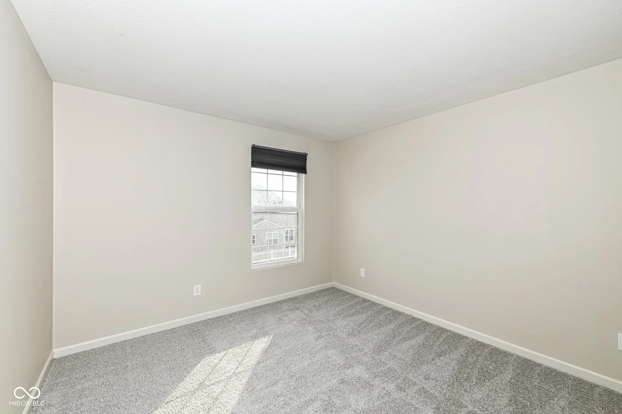 Whitestown, Indiana 46075, United States, 4 Bedrooms Bedrooms, ,3 BathroomsBathrooms,Residential,Active,72824