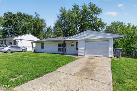 Photo of 3645 Ireland Drive, Indianapolis, IN 46235 (MLS # 22101073)