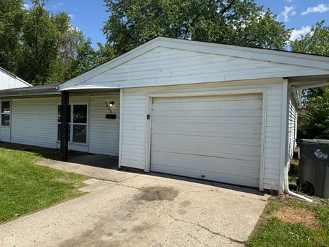 Photo of 3645 Ireland Drive, Indianapolis, IN 46235 (MLS # 22101073)