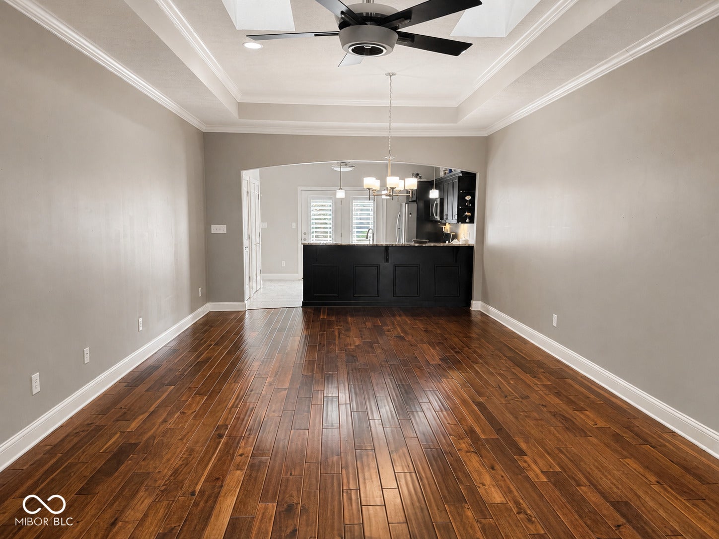 5383 Buckingham Lane