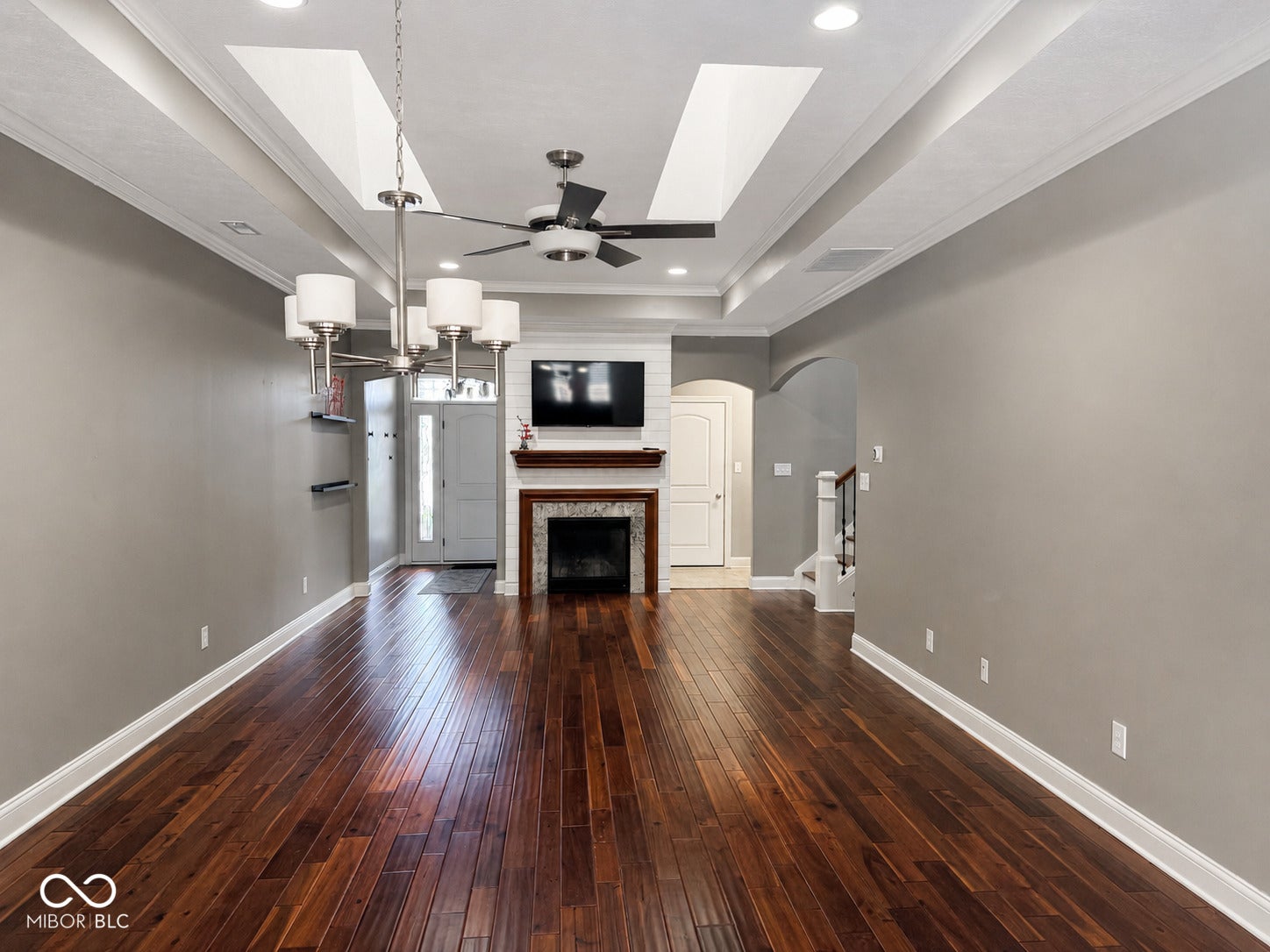 5383 Buckingham Lane