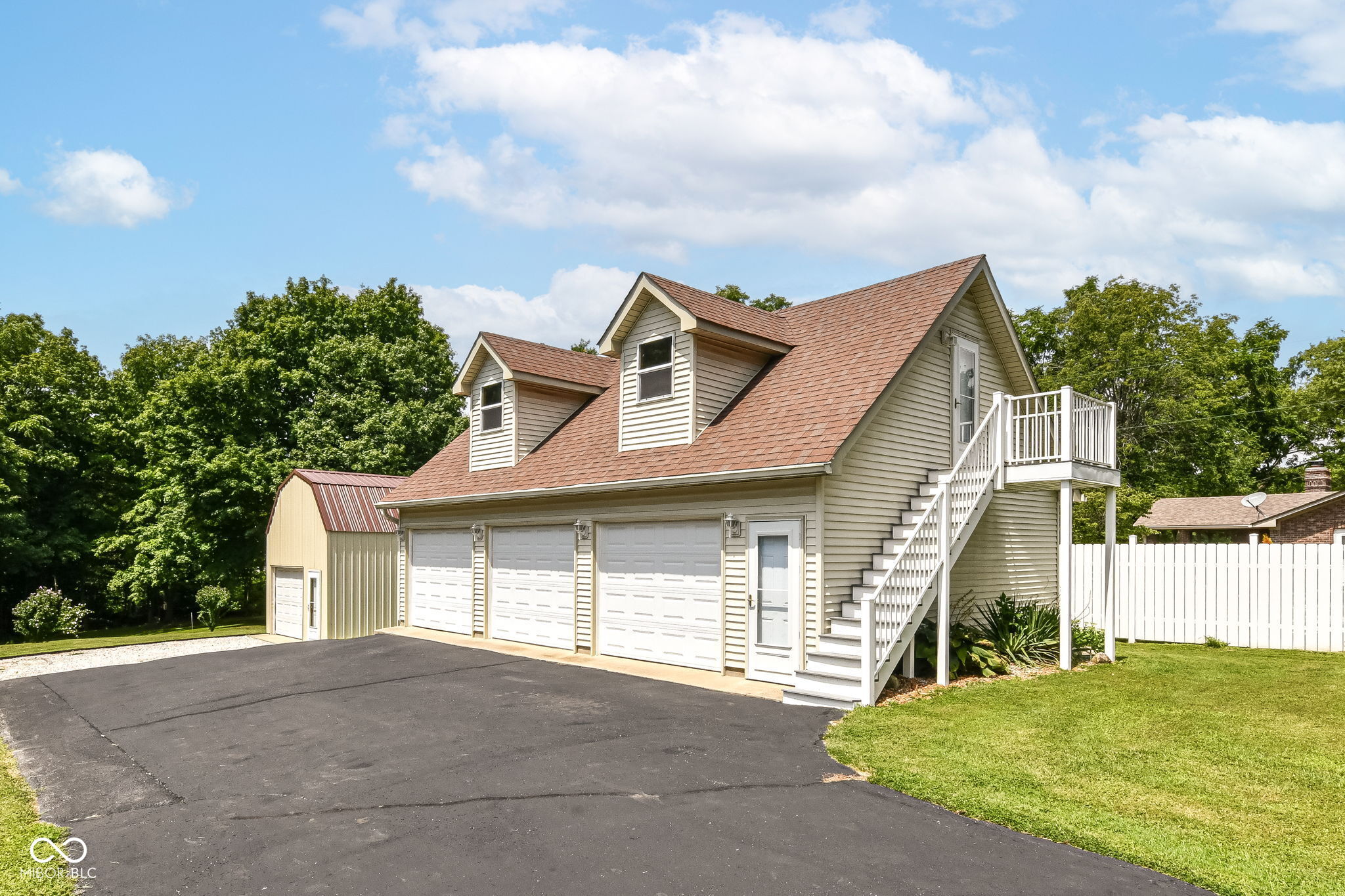 11698 N Bethesda Road