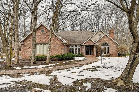 Photo of 7302 Cherryhill Drive, Indianapolis, IN 46254 (MLS # 22084572)