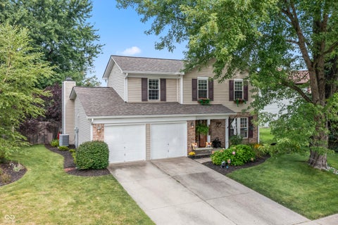 Photo of 7610 Pennycroft Drive, Indianapolis, IN 46236 (MLS # 22120866)