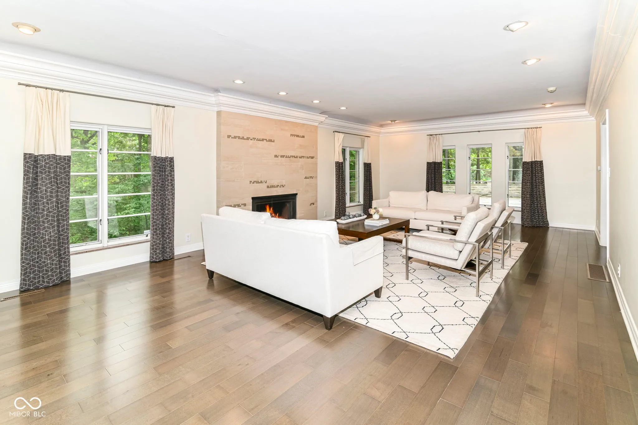 Indianapolis, Indiana 46260, United States, 4 Bedrooms Bedrooms, ,4 BathroomsBathrooms,Residential,Active,146727