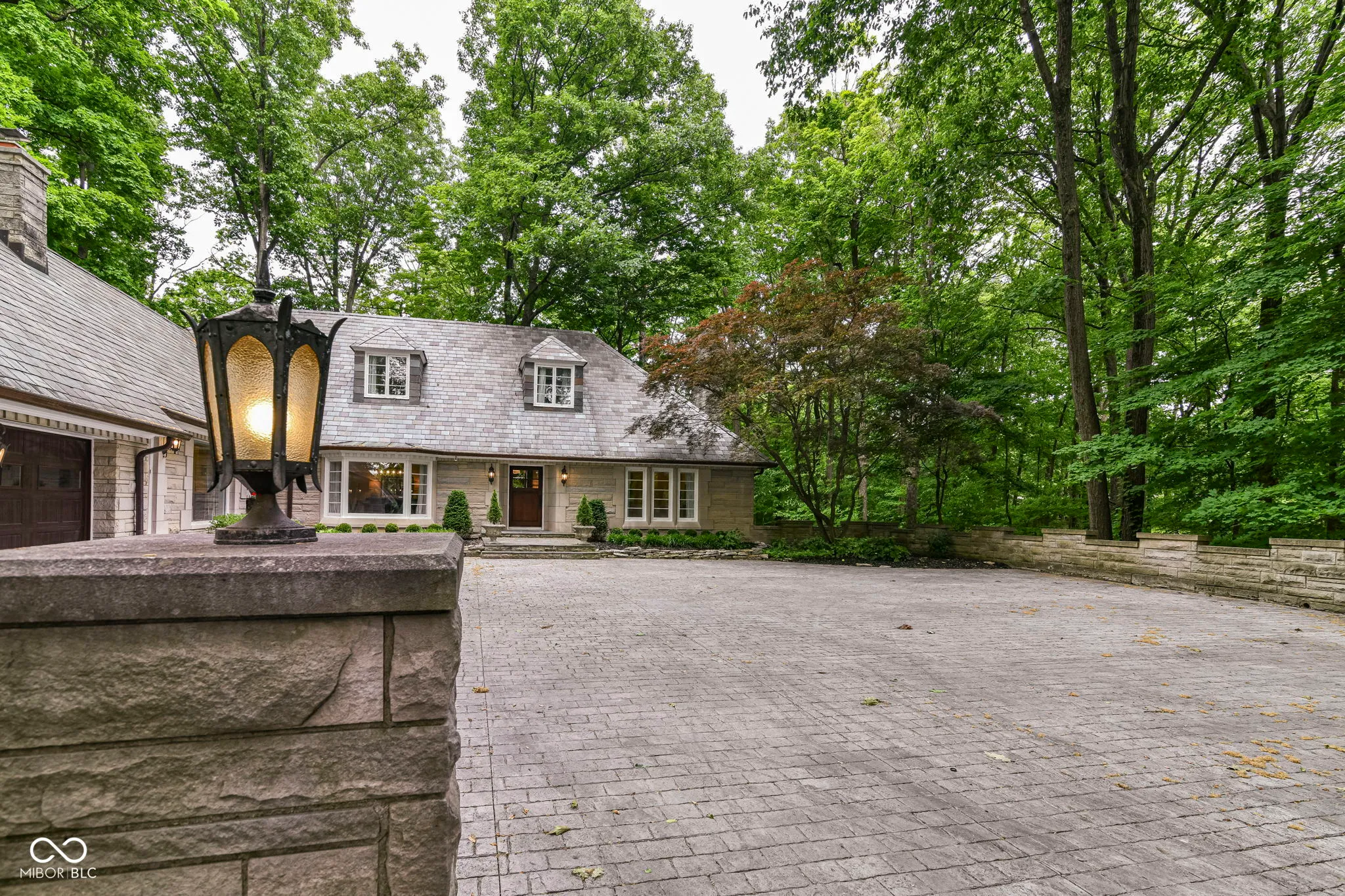 Indianapolis, Indiana 46260, United States, 4 Bedrooms Bedrooms, ,4 BathroomsBathrooms,Residential,Active,146727