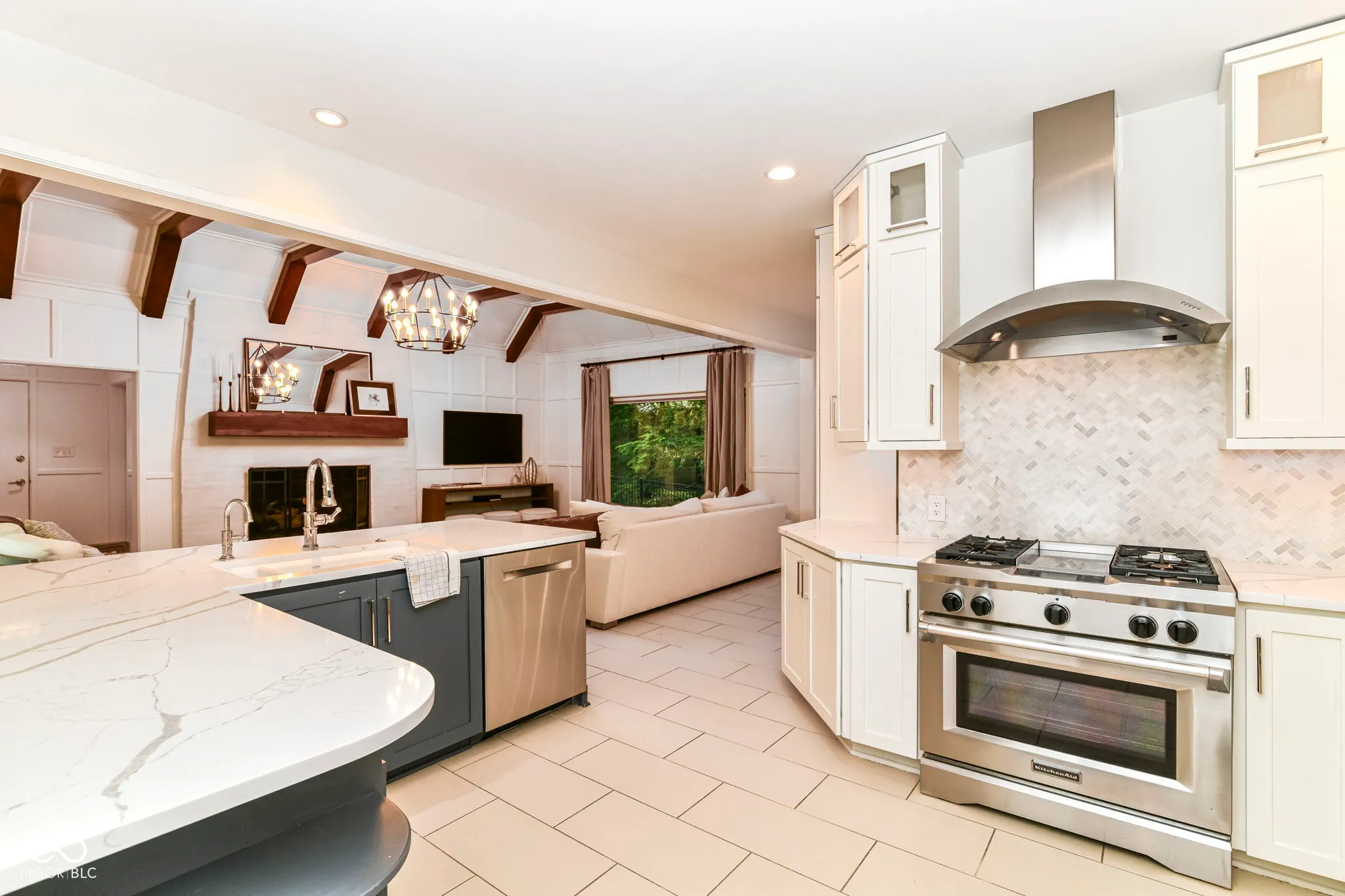 Indianapolis, Indiana 46260, United States, 4 Bedrooms Bedrooms, ,4 BathroomsBathrooms,Residential,Active,146727