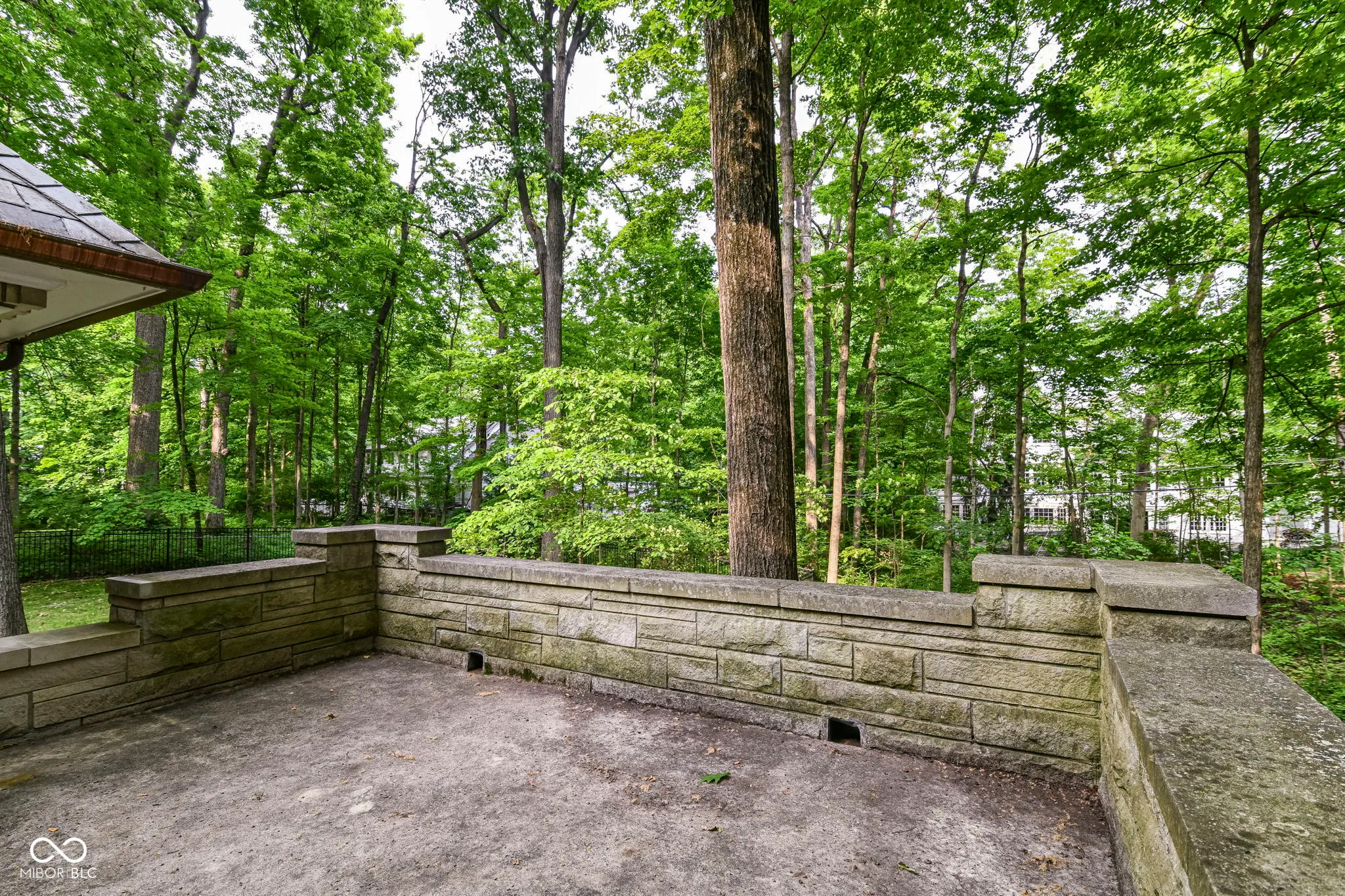 Indianapolis, Indiana 46260, United States, 4 Bedrooms Bedrooms, ,4 BathroomsBathrooms,Residential,Active,146727