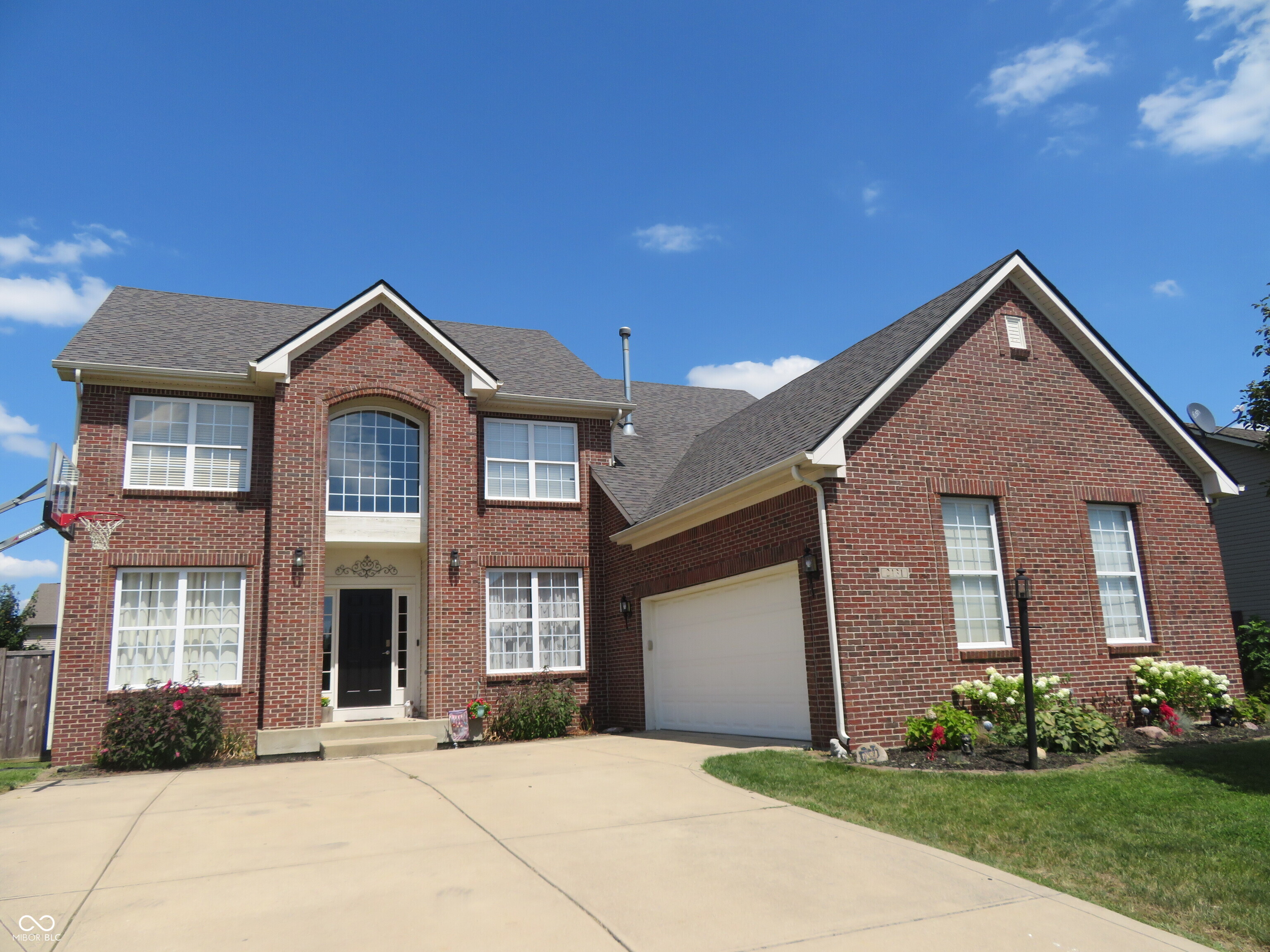 2131 Foxglove Drive
