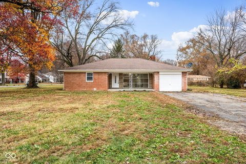 Photo of 3258 W 39th Street, Indianapolis, IN 46228 (MLS # 22074313)
