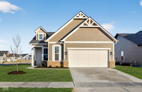 Photo of 757 Daisy Street, Greenwood, IN 46143 (MLS # 22081676)