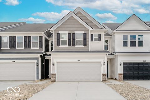 Photo of 680 Garrow Drive, Westfield, IN 46074 (MLS # 22103269)
