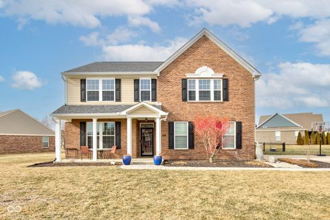 8218 Elsen Ridge Avon IN 46123