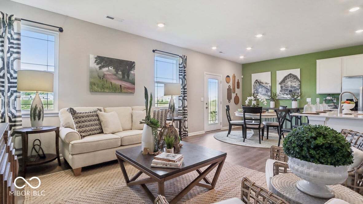 6155 Flag Stop Drive