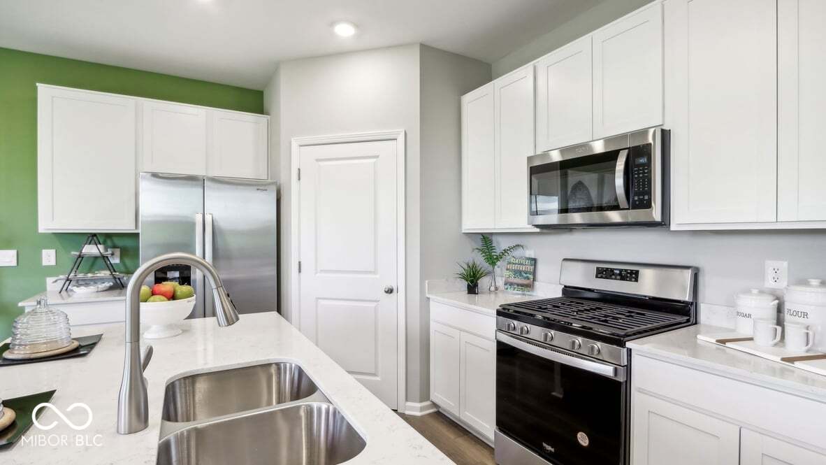 6155 Flag Stop Drive