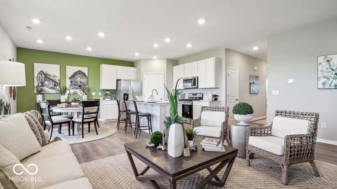 6155 Flag Stop Drive