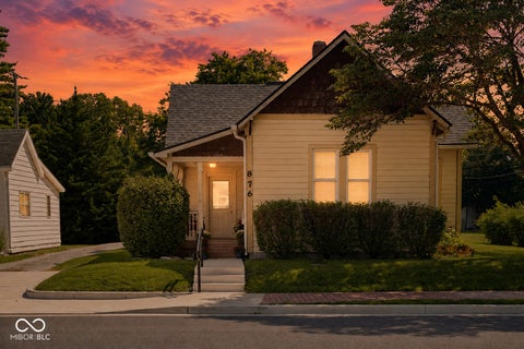 Photo of 876 S 10th Street, Noblesville, IN 46060 (MLS # 22123267)