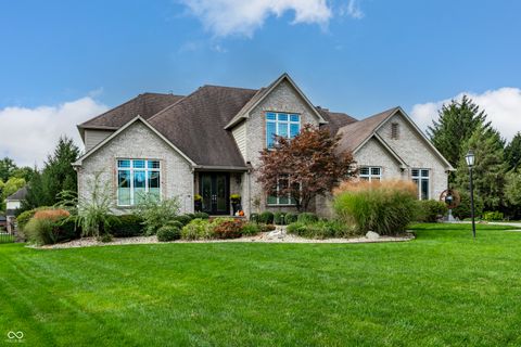 Photo of 6528 Woodworth Court, Indianapolis, IN 46237 (MLS # 22066252)