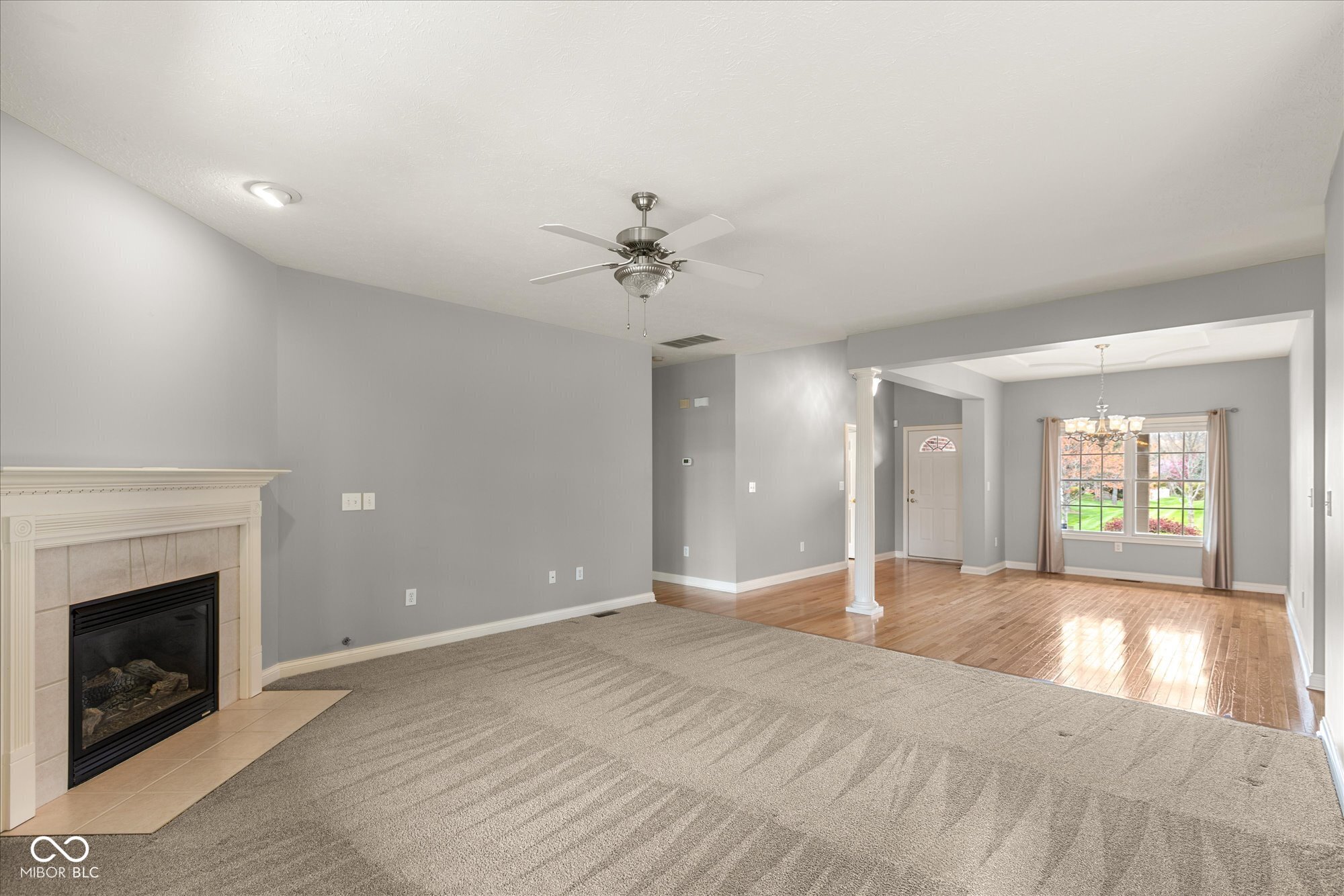 16350 Quartz Drive