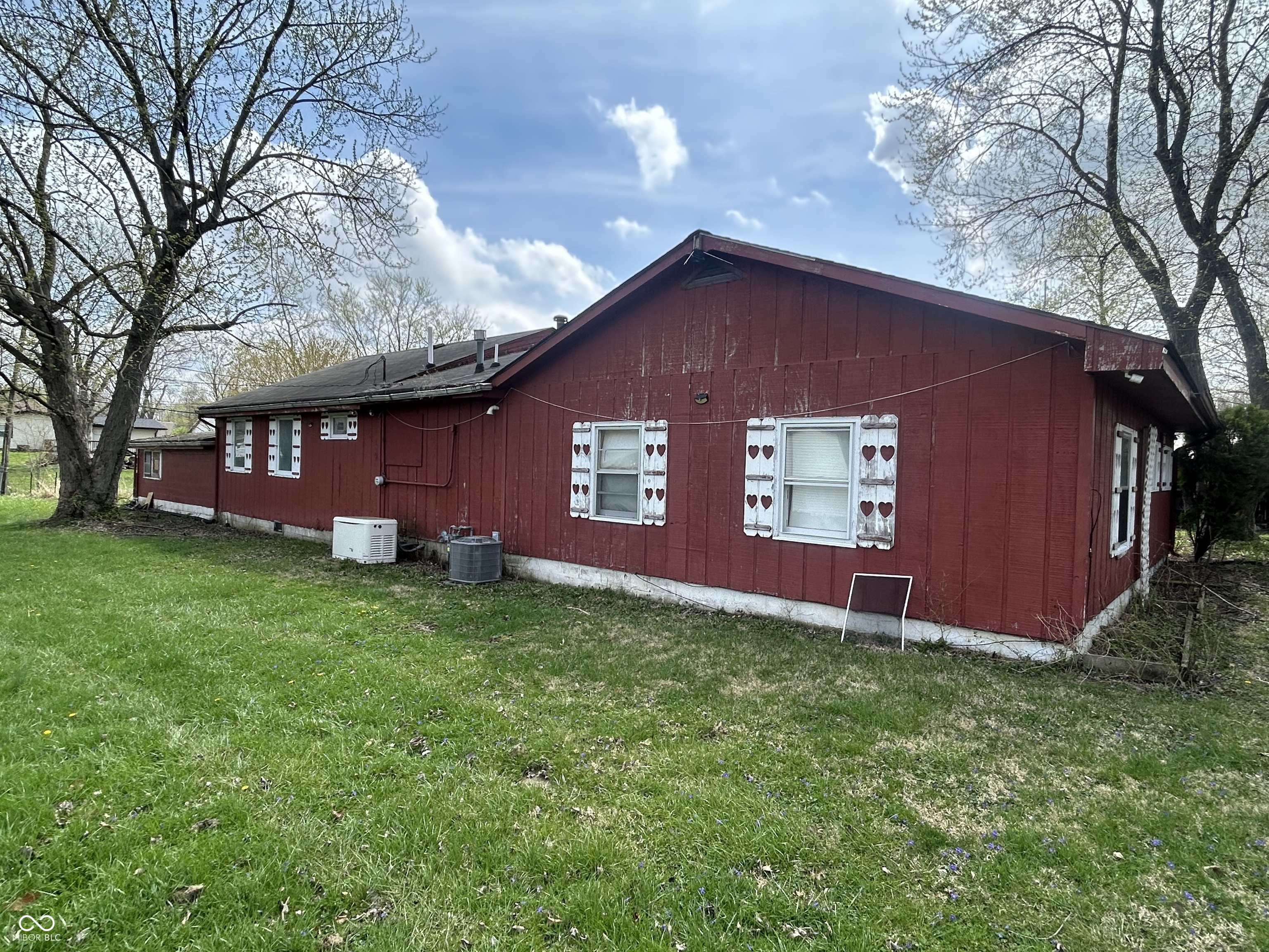 319 Peach Tree Lane
