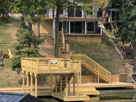Photo of 6409 Robin Drive, Nineveh, IN 46164 (MLS # 22123255)