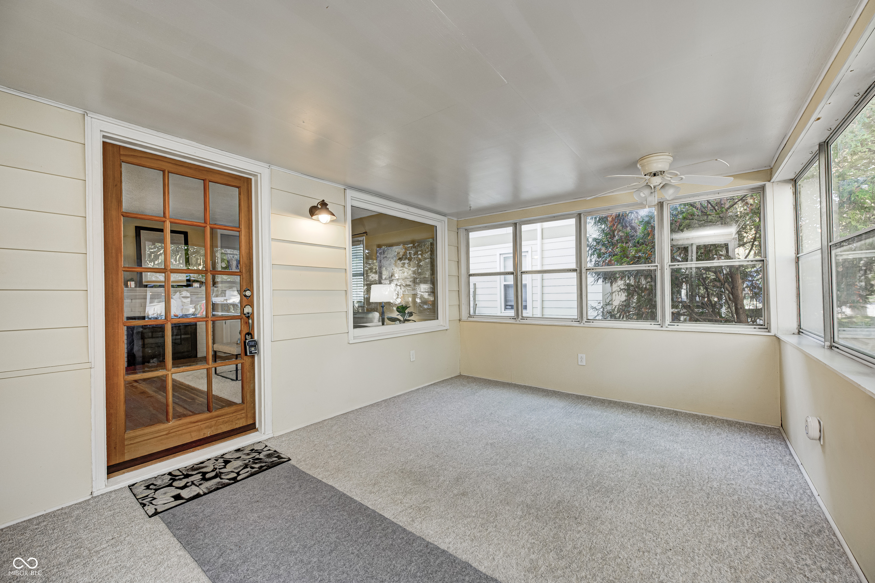 6115 Indianola Avenue