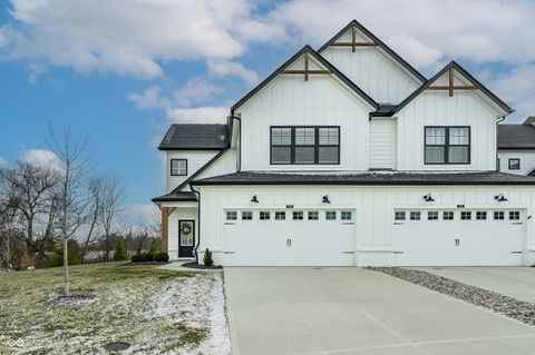 Photo of 17491 Fetzer Court, Westfield, IN 46062 (MLS # 22075075)