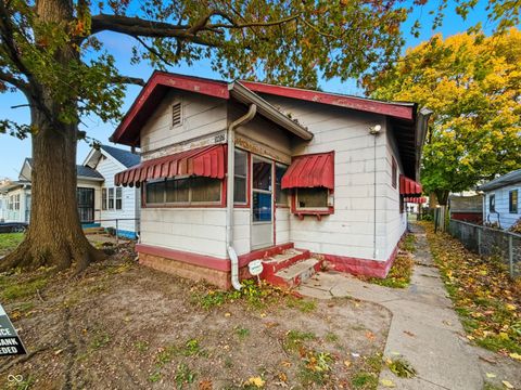 Photo of 3457 Graceland Avenue, Indianapolis, IN 46208 (MLS # 22072333)