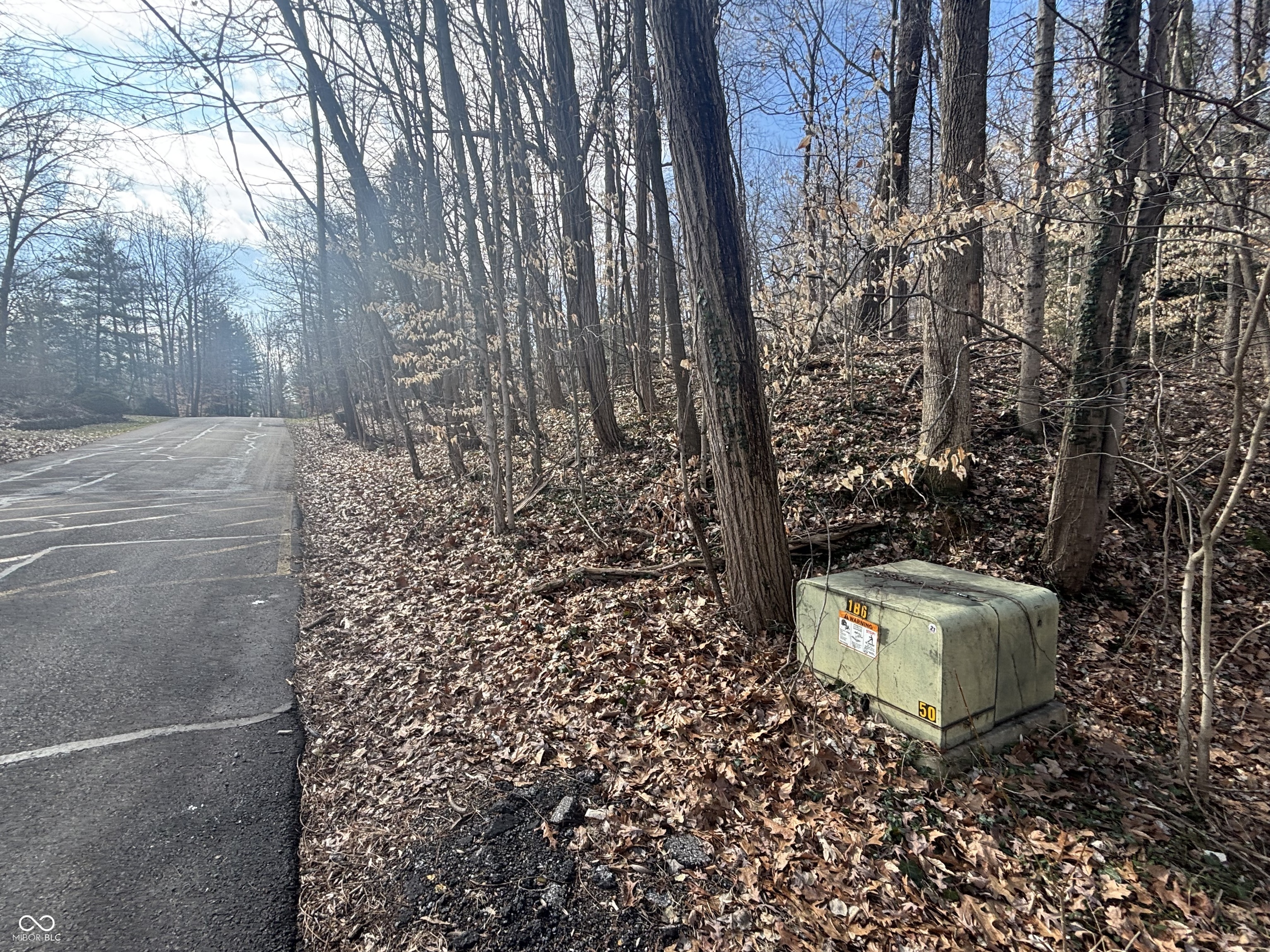 0 Foxcliff North Drive W