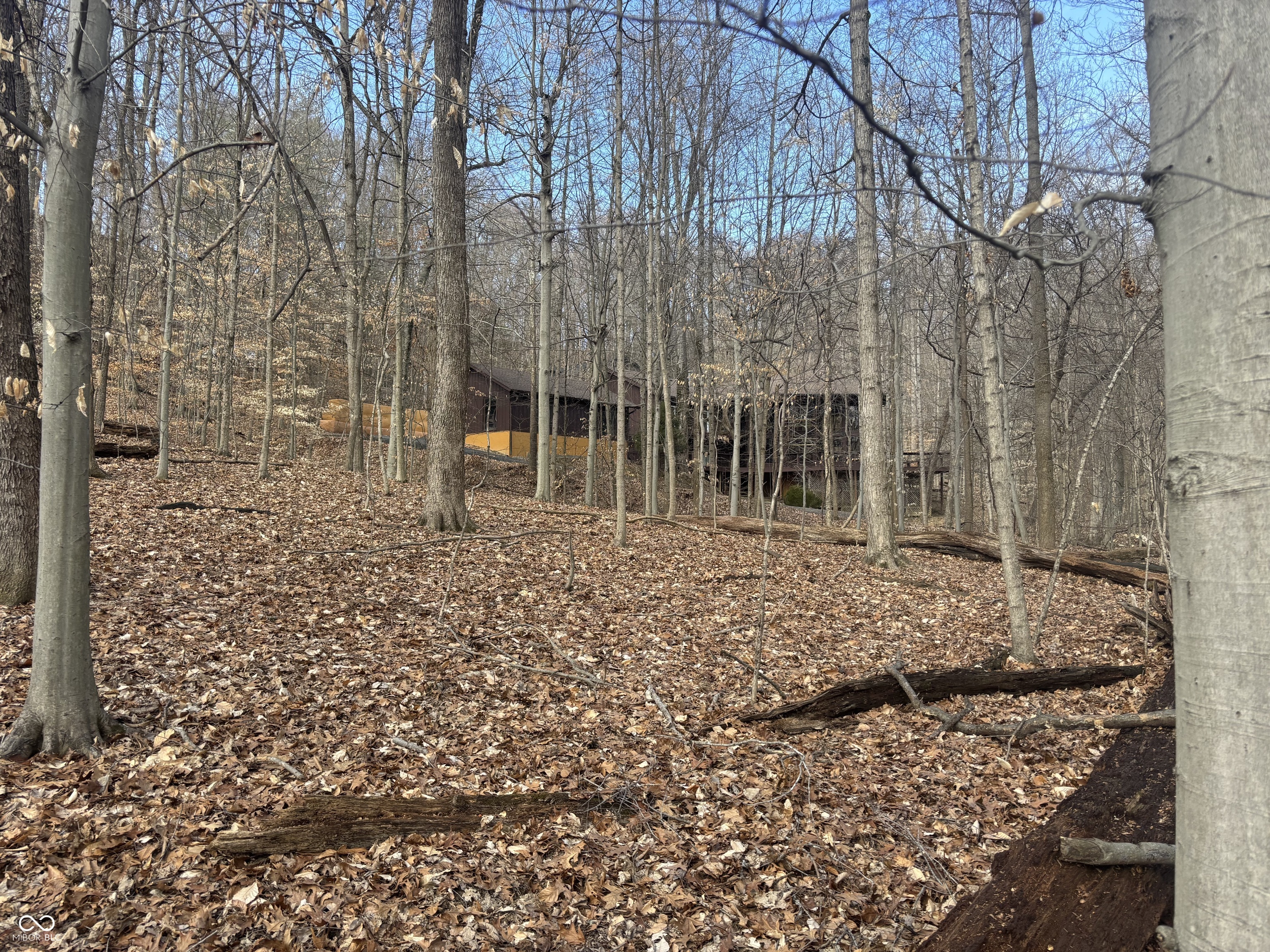 0 Foxcliff North Drive W