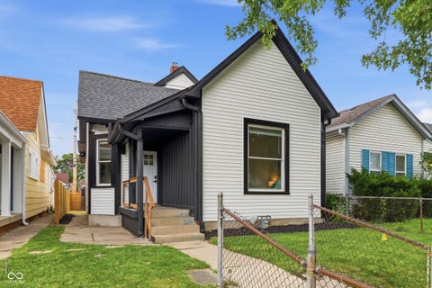 Photo of 1214 Lexington Avenue, Indianapolis, IN 46203 (MLS # 22121309)